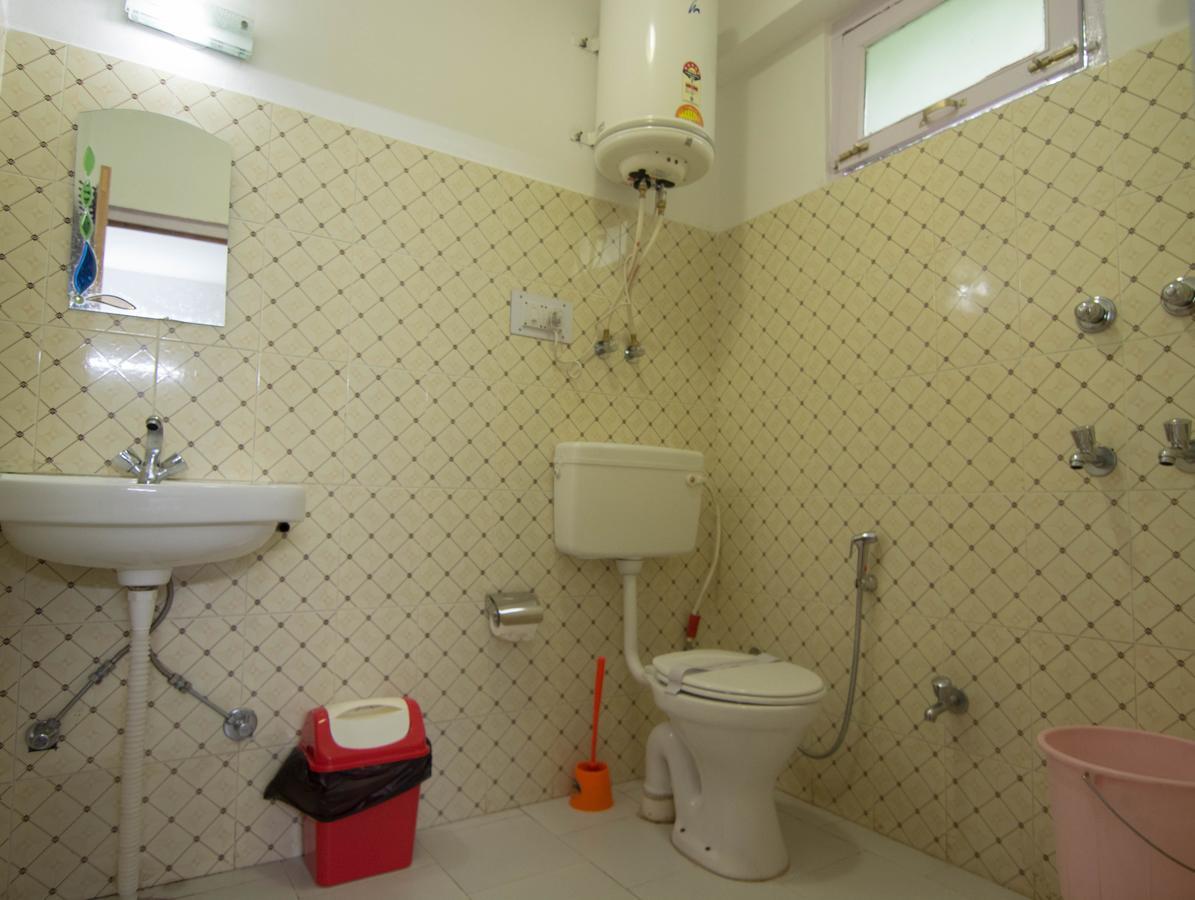 แบคแพคเกอร์ แพนด้า มานาลี Hostel มะนาลี ภายนอก รูปภาพ