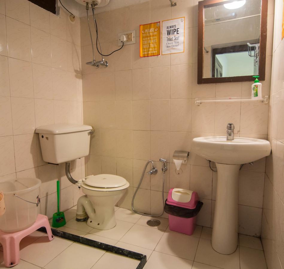 แบคแพคเกอร์ แพนด้า มานาลี Hostel มะนาลี ภายนอก รูปภาพ